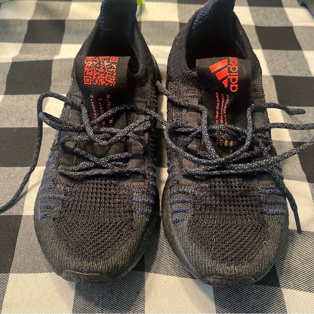 Adidas PulseBOOST HD - rarely worn, size 6